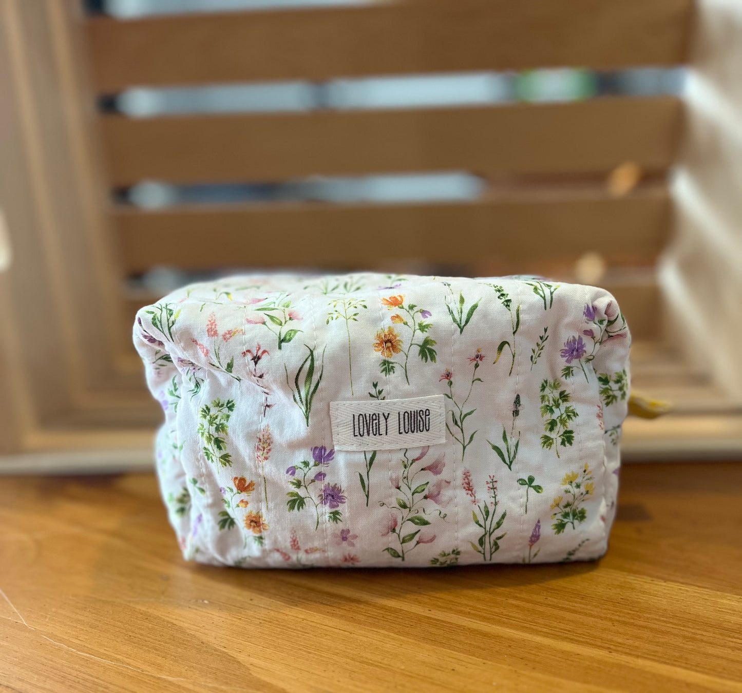 Medium Travel Bag MORE OPTIONS