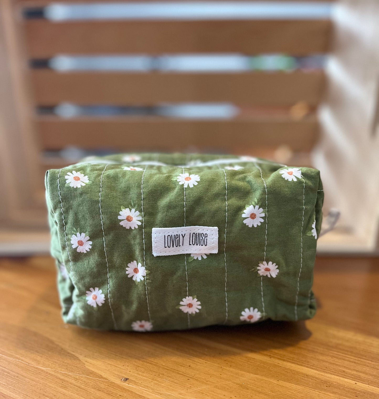 Medium Travel Bag MORE OPTIONS