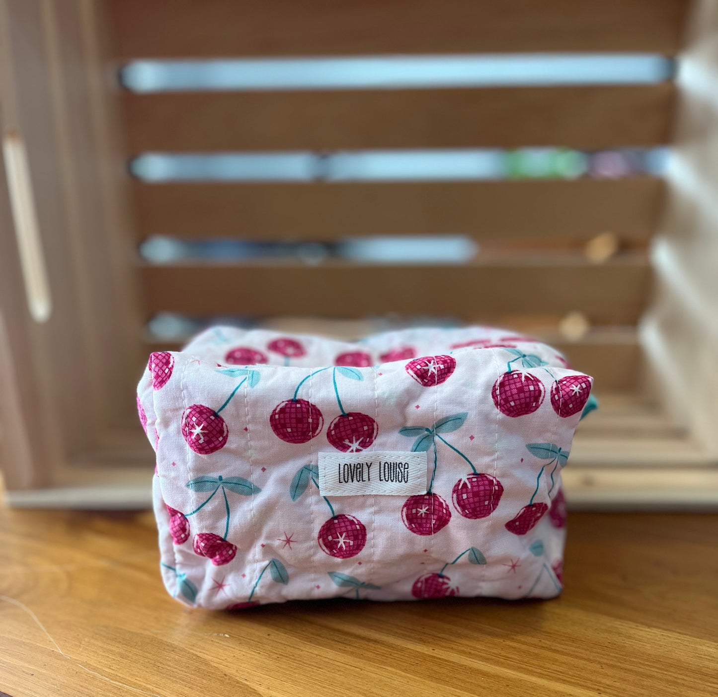 Medium Travel Bag MORE OPTIONS