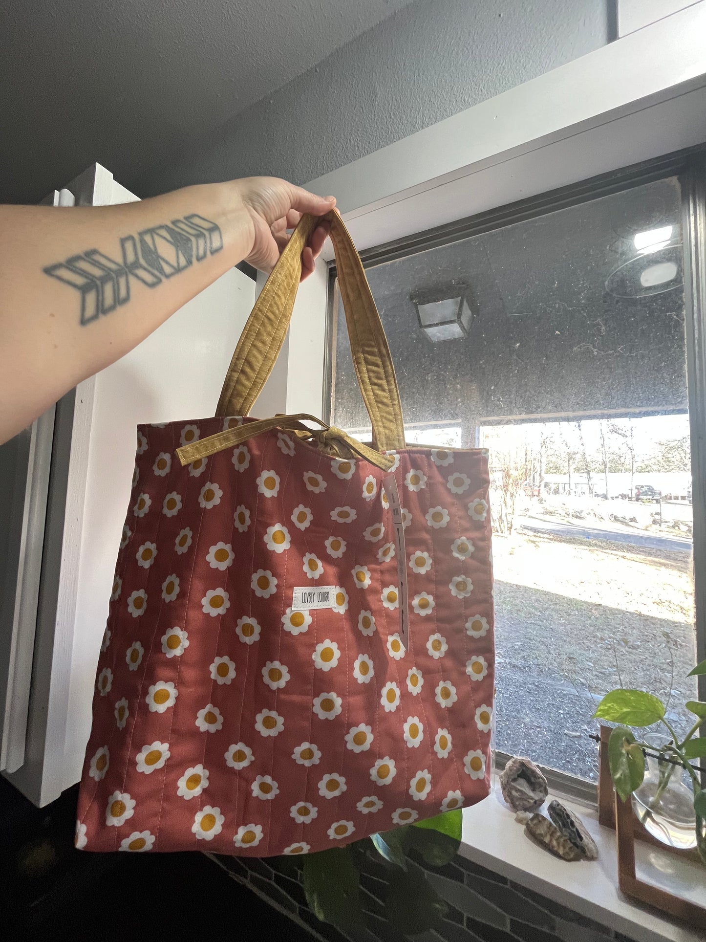 Large Tote MORE OPTIONS